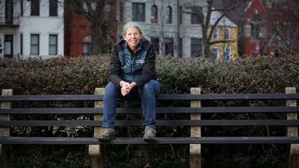 输注800亿个免疫细胞助她战胜复发肿瘤，无癌生存超10年